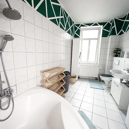 3-room With 4 Single Beds Leipzig