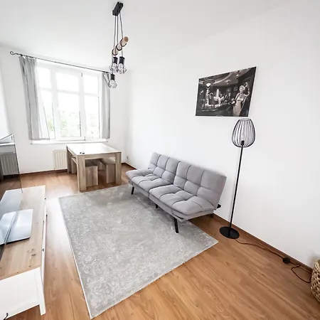 3-room With 4 Single Beds * Leipzig